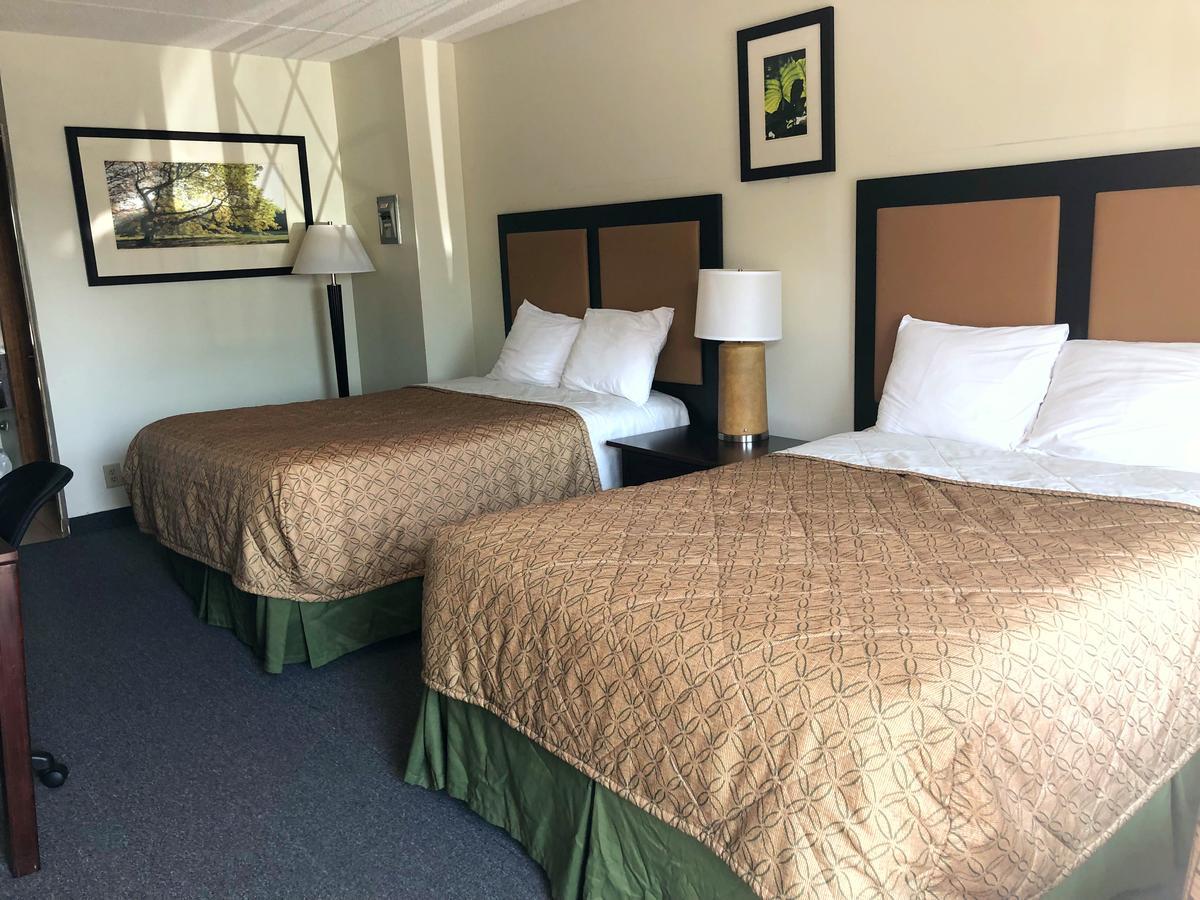 7 Days Inn Niagara Falls מפלי הניאגרה מראה חיצוני תמונה